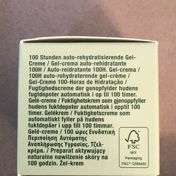 Clinique Moisture Surge 100H Hydrator - Picture 5 of 7